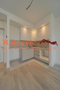 Nekretnina: SAVSKI VENAC Suvoborska ID: 90024