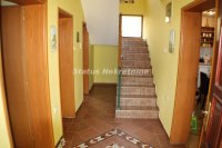 Nekretnina: Extra kuća na odličnoj lokaciji-Veternik-tel:065/3858-888