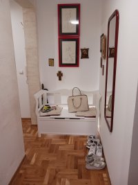 Nekretnina: ZEMUN Slikarska ID: 7695