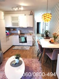 Nekretnina: Duplex 5.0 u Zemun, Banatska ID#2376