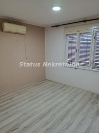 Nekretnina: Šid-Pristojna Porodična kuća 122 m2 sa Dve Stambene jedinice-065/385 8880