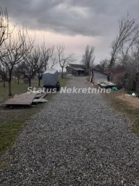 Nekretnina: Futog-Građevinsko zemljište 3300 m2 u Radnoj Zoni za Poslovanje-065/385 8880