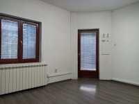 Nekretnina: ZEMUN DZONA KENEDIJA ID: 4710