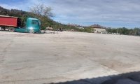 Nekretnina: Odlican plac za stovariste, parking !
