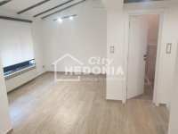 Nekretnina: Botanička bašta, Carigradska, kuća, 3.0, renovirana, dvorište ID#9333