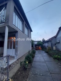 Nekretnina: Futog-Spratna Porodična kuća 150 m2 na Velikom Placu 885 m2 u Mirnom kraju-065/385 8880