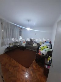 Nekretnina: Futog-Spratna Porodična kuća 150 m2 na Velikom Placu 885 m2 u Mirnom kraju-065/385 8880