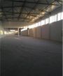 Izdaje se poslovni objekat od 1600m2 magacina + 400m2 kancelarije