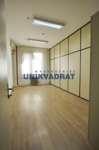 Nekretnina: Sajam, 665m2,13 kancelarija, I sprat, ID#2099