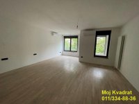 Nekretnina: Zemun, centar - Karađorđeva, 231m2