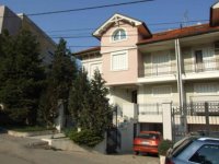 Nekretnina: Prelepa porodicna kuca na Dedinju na 4 ari placa