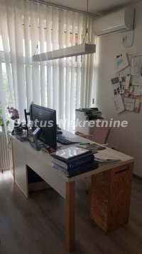 Nekretnina: Lokal Na Bulevaru Evrope sa Velikim portalom 50 m2-065/3858-888