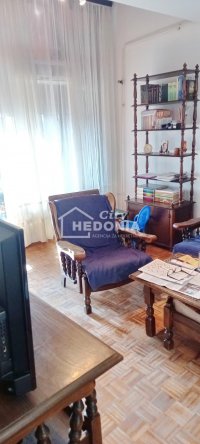 Nekretnina: Cerak vinogradi, 5.5, bela fasadna cigla, parking ID#9414