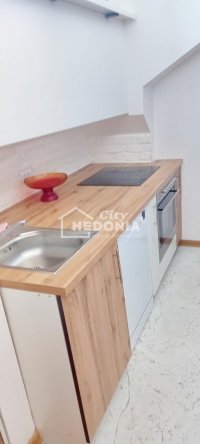 Nekretnina: Cerak vinogradi, 5.5, bela fasadna cigla, parking ID#9414
