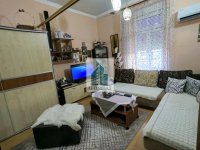 Nekretnina: 2.0 stan na prvom spratu POVOLJNO
