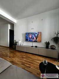 Nekretnina: Vračar, Južni bulevar, Šumatovačka, 57m2