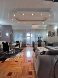 Nekretnina: Blok 44, renoviran lux duplex