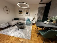 Nekretnina: Lux 3.0 stan, Bulevar Nemanjića, sa garažom