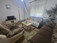 Nekretnina: Kuća za izdavanje - za učenice