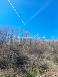 Nekretnina: Sremski Karlovci-Fantastičan Osunčan plac 3 hektara iz 3 parcele sa pogledom za Uživanje-065/385 888