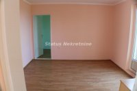 Nekretnina: Lepa renovirana Vikendica