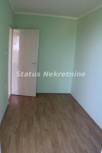 Nekretnina: Lepa renovirana Vikendica
