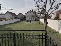 Nekretnina: Borča, III nivoa, 7ari