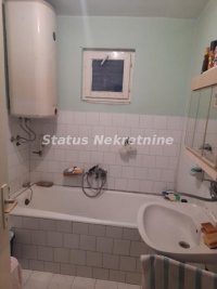 Nekretnina: Futog-Spratna Porodična kuća 150 m2 u blizini Sportskog Centra i Dunava-065/385 8880