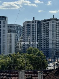 Nekretnina: Centar - Lomina, salonac, 101m2, dve terase ID#1644
