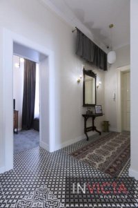 Nekretnina: Luks salonski stan -Petrovaradin, Gradić