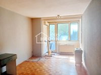 Nekretnina: Zemun polje, 1.5 i pripad.garsonjera 27m2 ID#9553