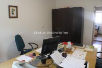 Nekretnina: Extra lokacija-Klasičan dvosoban stan kod SPENS-a