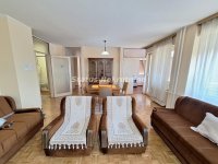Nekretnina: RENOVIRAN TROSOBAN NAMEŠTEN STAN 75M2 BULEVAR 500EU