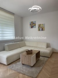 Nekretnina: Grbavica-Namešten Dvosoban stan 48 m2 na Prvom Spratu sa Lepom Terasom-Zakupnina 650e-065/385 8880