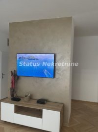 Nekretnina: Grbavica-Namešten Dvosoban stan 48 m2 na Prvom Spratu sa Lepom Terasom-Zakupnina 650e-065/385 8880