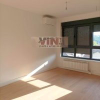 Nekretnina: VOZDOVAC JOVE ILICA ID: 2829