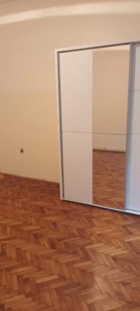 Nekretnina: Vracar, 3.0 stan , prazan, za stanovanje ili PP