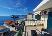 Nekretnina: Sveti Stefan,  139m2 +  27m2 dve terase ,  duplex ,  sa nestvarnim  pogledom  na more