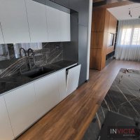 Nekretnina: LUX petosoban penthouse sa dve garaže