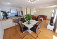 Nekretnina: Sveti Stefan,  139m2 +  27m2 dve terase ,  duplex ,  sa nestvarnim  pogledom  na more