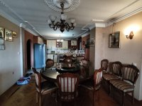 Nekretnina: Zeleno brdo, prostran, namešten