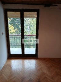 Nekretnina: CUKARICA Pristinska ID: 7885