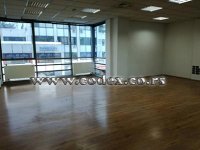 Nekretnina: Izdavanje luksuznog poslovnog prostora na Novom Beogradu – 200 m², prilagodljiv open space, parking