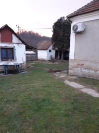 Nekretnina: Prodajem kucu u Malim Crljenima-Lazarevac