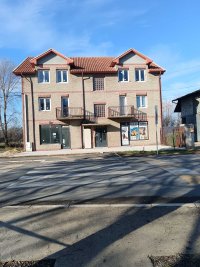 Nekretnina: Zgrada sa placem od 61ar u Surcinu