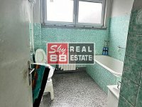 Nekretnina: 3,0  Senjak , vrhunska lokacija , polovina kuce , tavan , dvoriste , garaza ID#2334