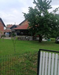 Nekretnina: Kuca na prodaju Mladenovac- Medjuluzje
