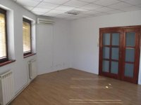 Nekretnina: Izdavanje kancelarije od 24m2, Dusanovac