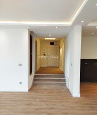 Nekretnina: Senjak, ekskluzivan 4.0 terasa, dvorište 400m2
