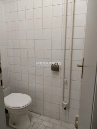 Nekretnina: Miljakovac 2, sa izlogom